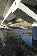 Nuevo puente sobre el río Yuso